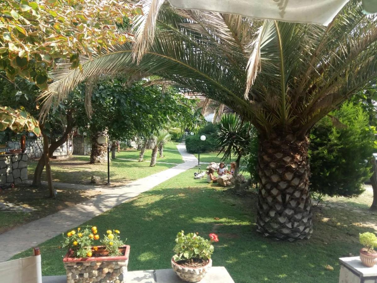Villa Georgia'S House Nikiti  Exterior foto